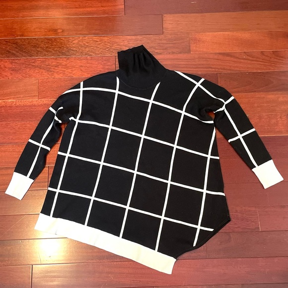 Elena Wang women’s turtle neck sweater size M 80% viscose - Picture 1 of 12